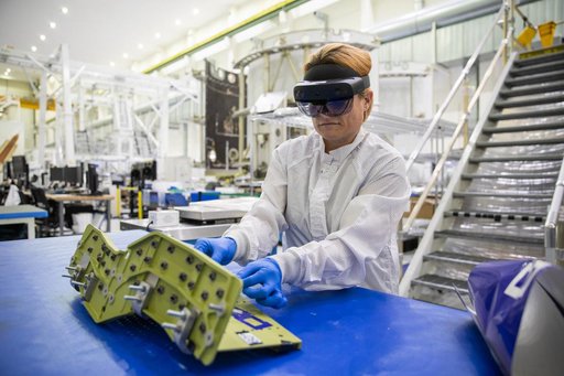 Augmented Reality Work on Orion CM Heatshield