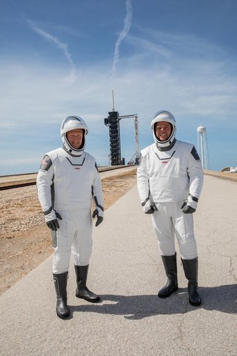 SpaceX Demo-2 Dry Dress Rehearsal - Astronauts at Pad 39A