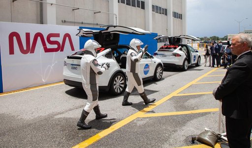 SpaceX Demo-2 Astronaut Walk-Out