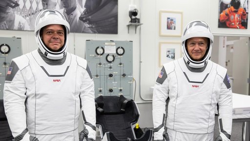SpaceX Demo-2 Astronaut Suit-Up