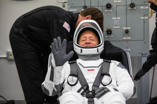 SpaceX Demo-2 Astronaut Suit-Up