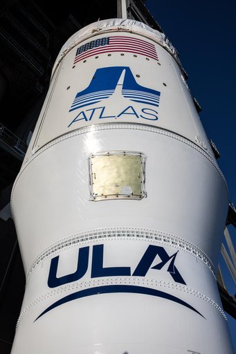 Mars 2020 Centaur Lift and Mate