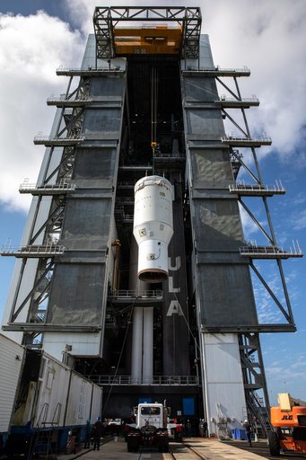 Mars 2020 Centaur Lift and Mate