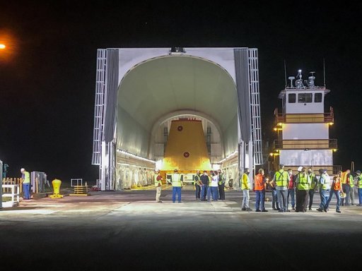 Artemis I Launch Vehicle Stage Adapter Offload
