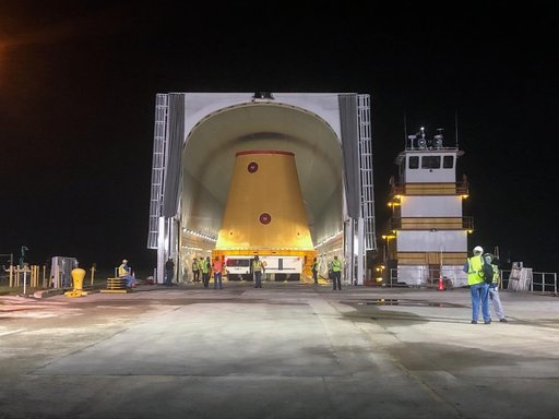 Artemis I Launch Vehicle Stage Adapter Offload