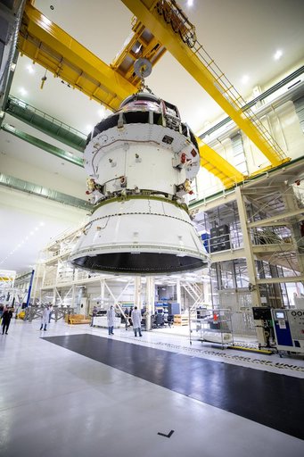 Orion Spacecraft Adapter (SA) Cone Install