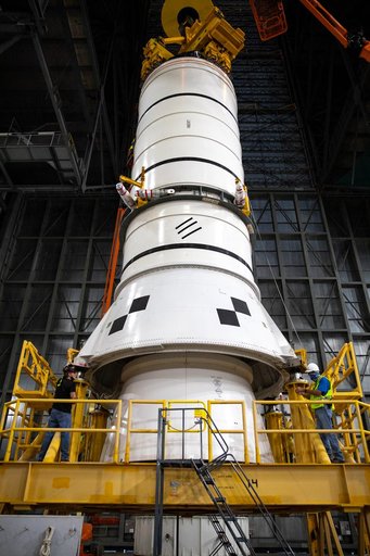 Artemis SLS Booster Stacking Practice on ML