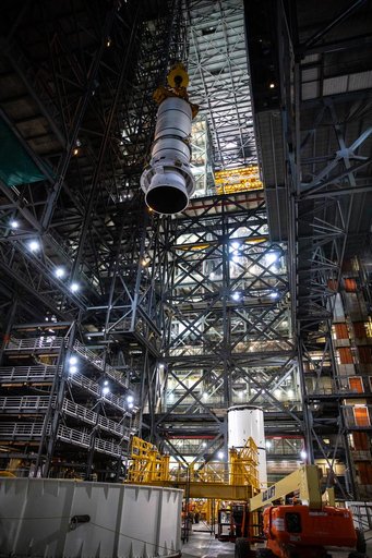 Artemis SLS Booster Stacking Practice on ML