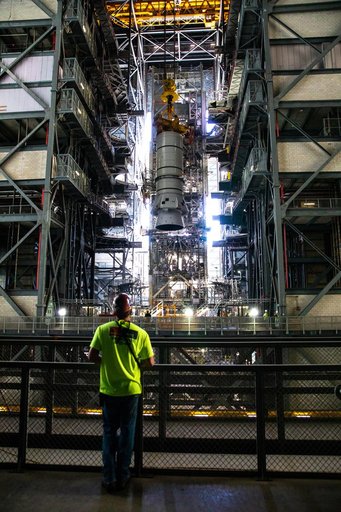 Artemis SLS Booster Stacking Practice on ML