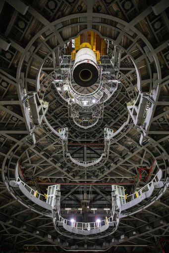 Artemis SLS Booster Stacking Practice on ML
