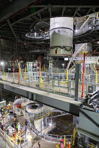 Artemis SLS Booster Stacking Practice on ML