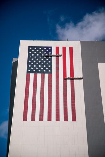 Painting American Flag on VAB