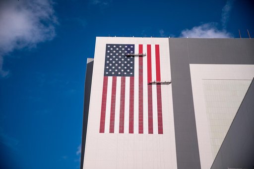 Painting American Flag on VAB
