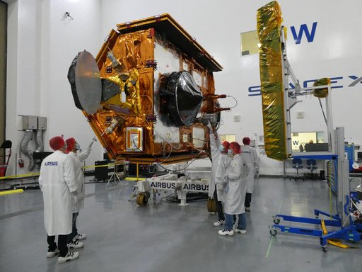 Sentinel-6 Spacecraft Processing