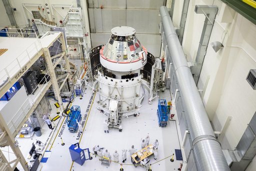 Artemis I Spacecraft Adapter Jettison Fairing Install