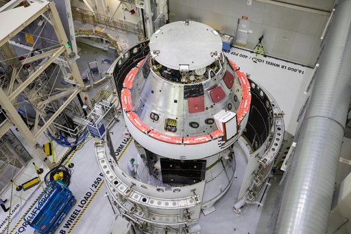 Artemis I Spacecraft Adapter Jettison Fairing Install