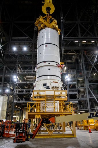 SLS Artemis I Aft Segment Prep for Move/Stacking