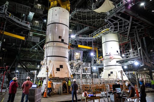SLS Artemis I Aft Segment Stacking