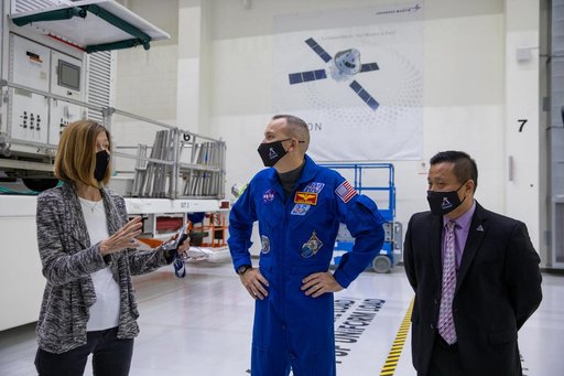 Artemis I Orion Lift to Transporter - Kathy Lueders Tour