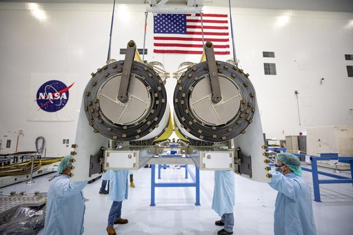 ISS Solar Array Arrival at KSC