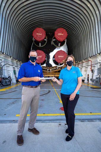 Artemis I Core Stage Arrival at KSC: SLS to EGS Handover