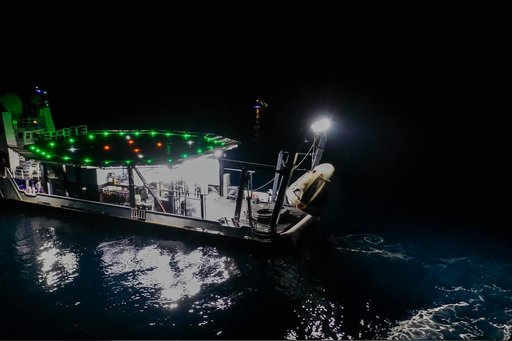 SpaceX Crew-1 Splashdown Drone Imagery