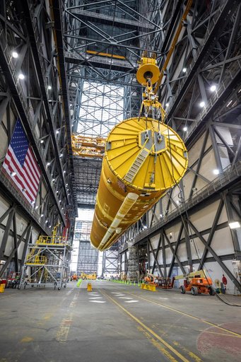 Artemis I SLS Core Stage Prep for Lift/Mate