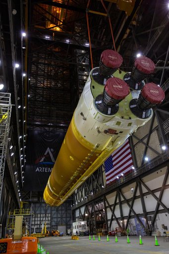 Artemis I SLS Core Stage Prep for Lift/Mate
