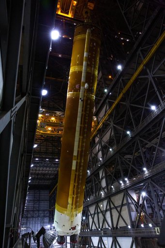 Artemis I SLS Core Stage Prep for Lift/Mate