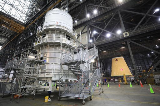 Artemis I SLS LVSA Lift and Mate