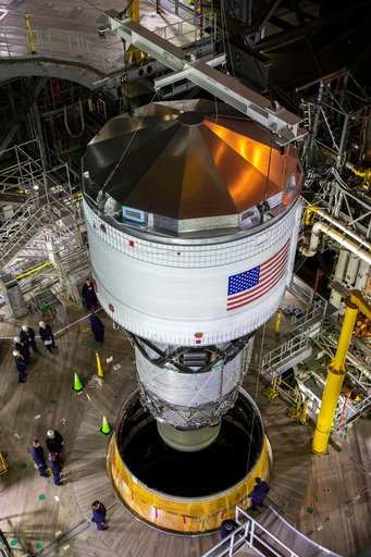 Artemis I SLS ICPS Lift and Mate