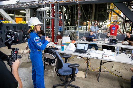 Christina Koch Tours VAB