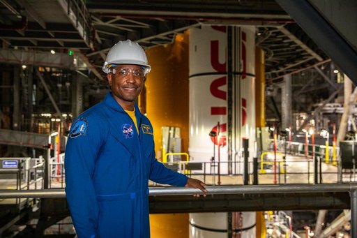 Victor Glover Tours VAB