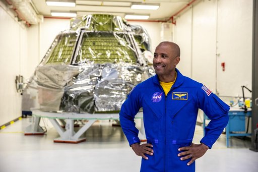 Victor Glover Tours O&C