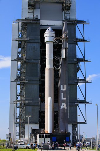 Boeing OFT-2 Rollout to Pad for Launch