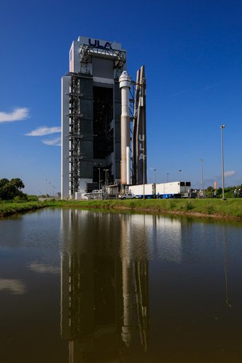 Boeing OFT-2 Rollout to Pad for Launch