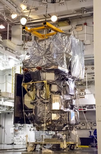 Landsat 9 Spacecraft Mate to EPSA