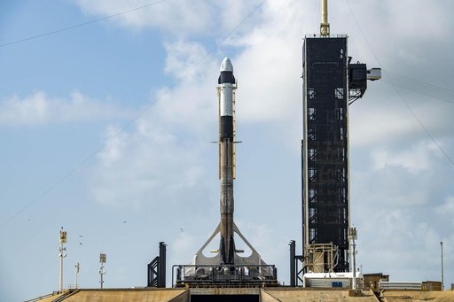 SpaceX CRS-23 Lift to Vertical