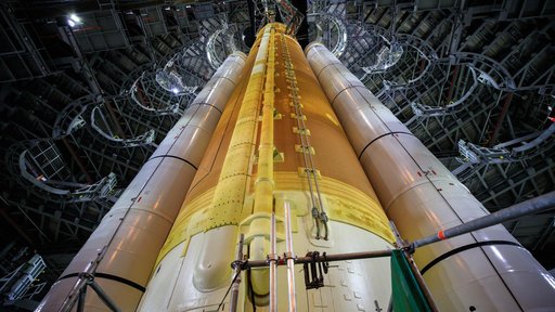 Artemis I Space Launch System Clean Shots
