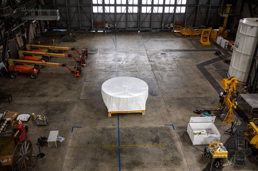 OSA Arrival in VAB High Bay 4