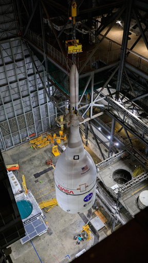 Artemis I Orion Lift & Mate