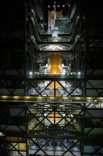 Artemis I Orion Lift & Mate