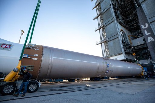 GOES-T Atlas V Launch Vehicle On Stand (LVOS)