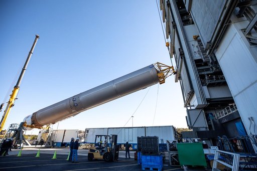 GOES-T Atlas V Launch Vehicle On Stand (LVOS)