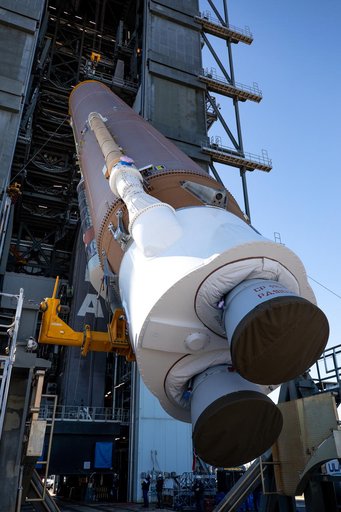 GOES-T Atlas V Launch Vehicle On Stand (LVOS)
