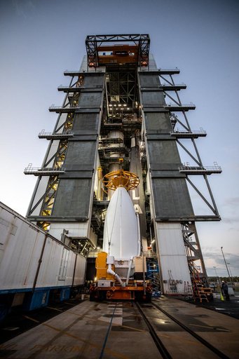 GOES-T Spacecraft Lift and Mate