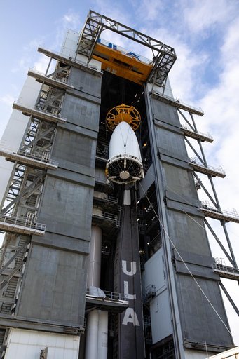 GOES-T Spacecraft Lift and Mate