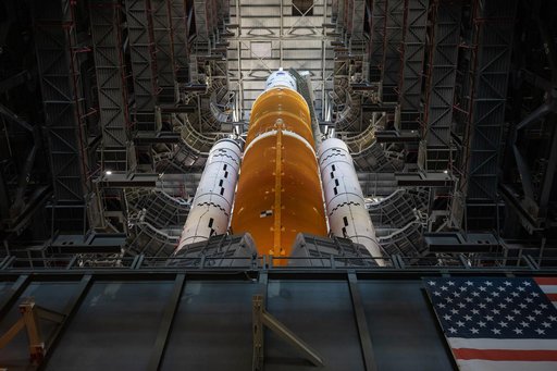 Artemis I WDR Rollout