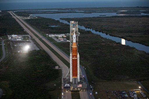 Artemis I WDR Rollout