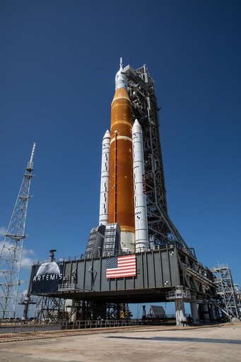 Artemis I at Pad 39B